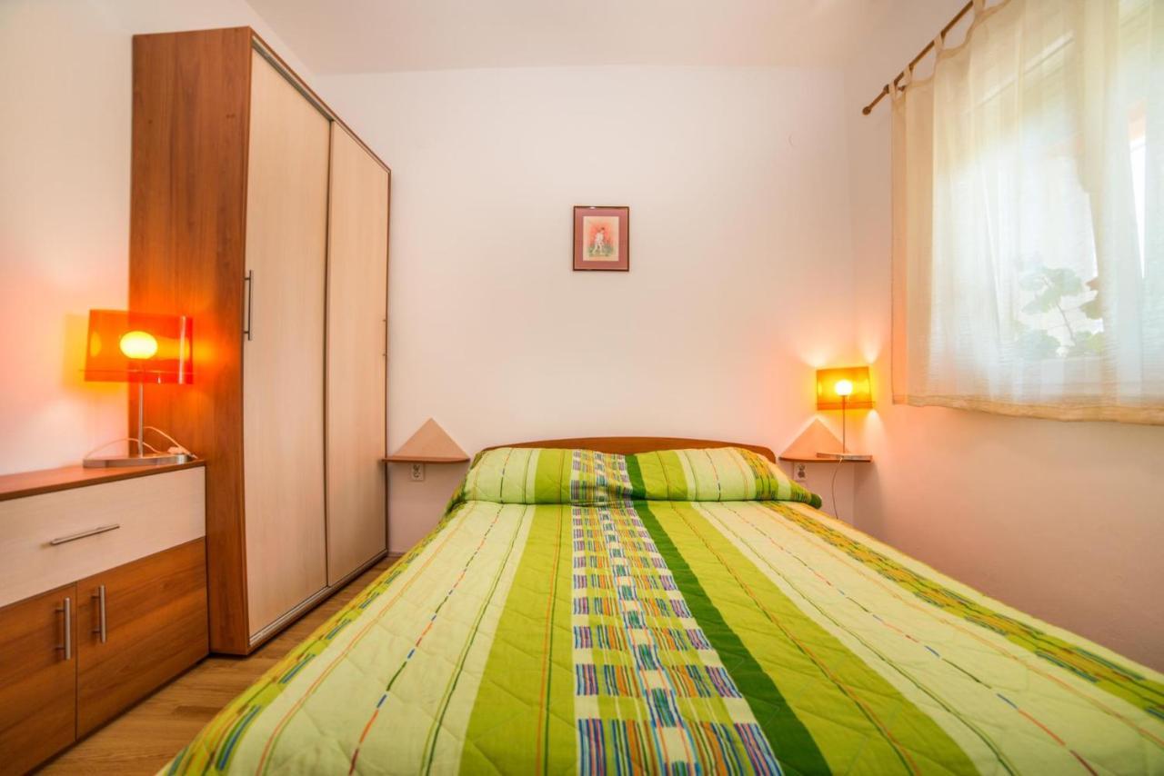 Apartments Đurđa Fazana Ngoại thất bức ảnh