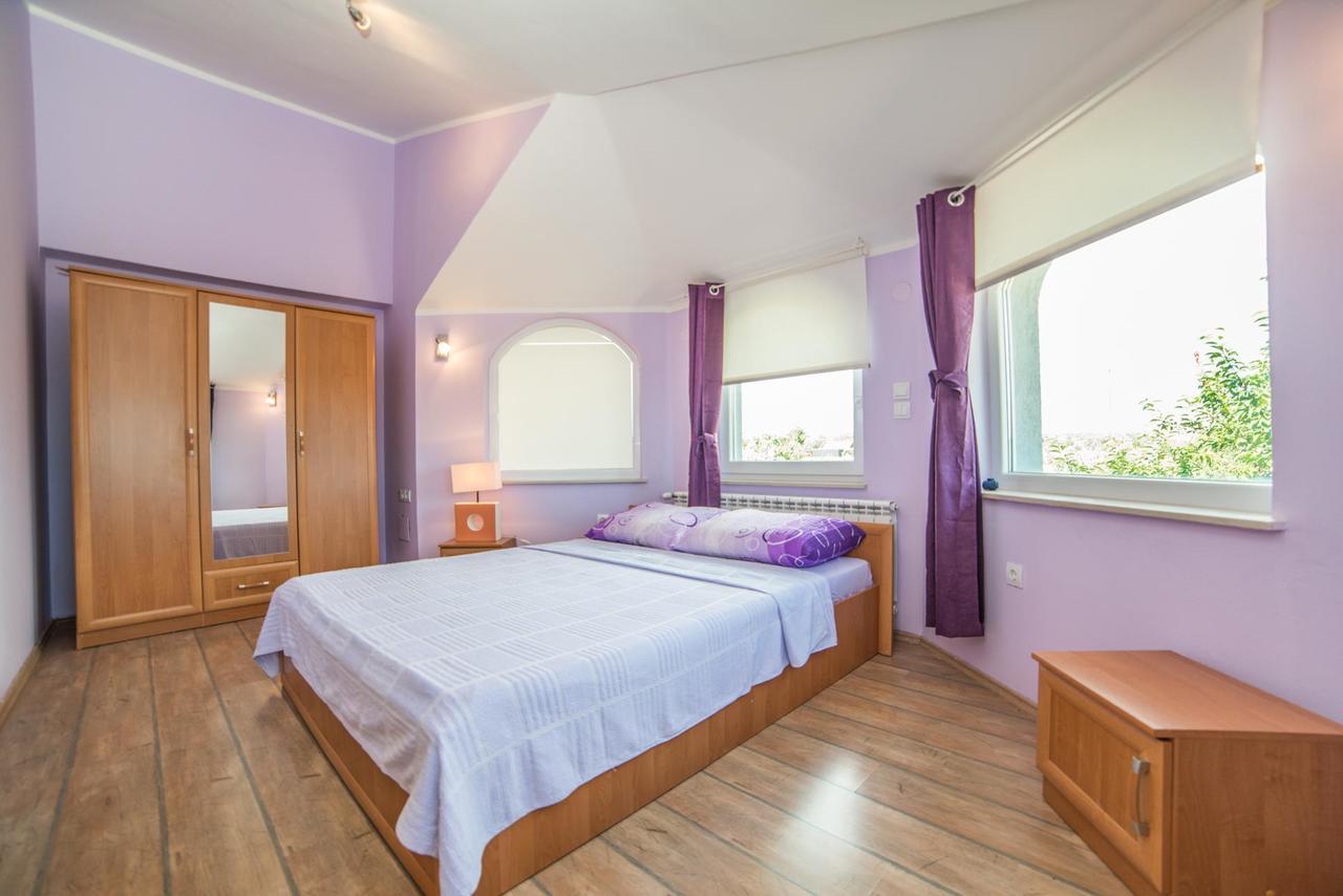 Apartments Đurđa Fazana Ngoại thất bức ảnh