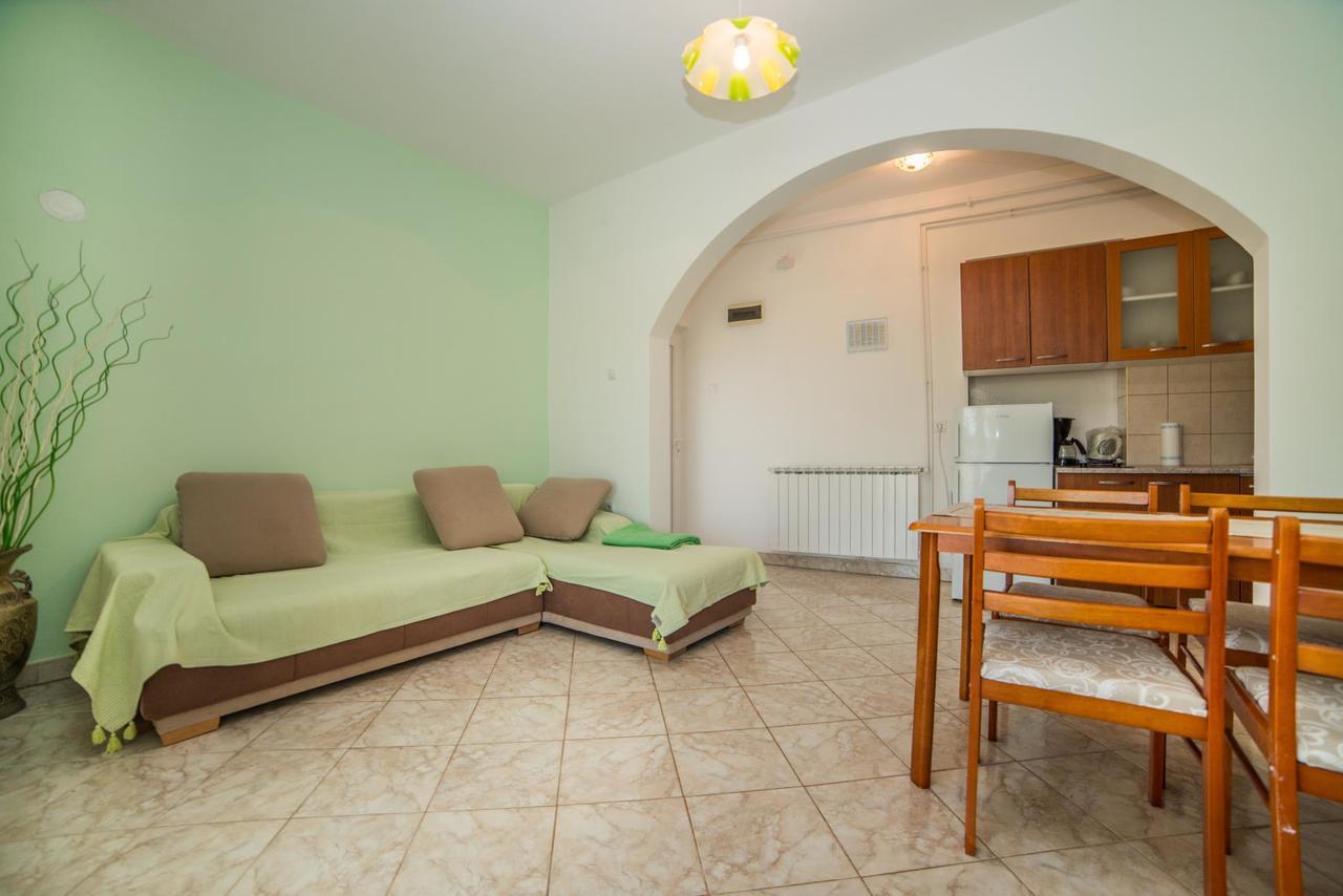 Apartments Đurđa Fazana Ngoại thất bức ảnh