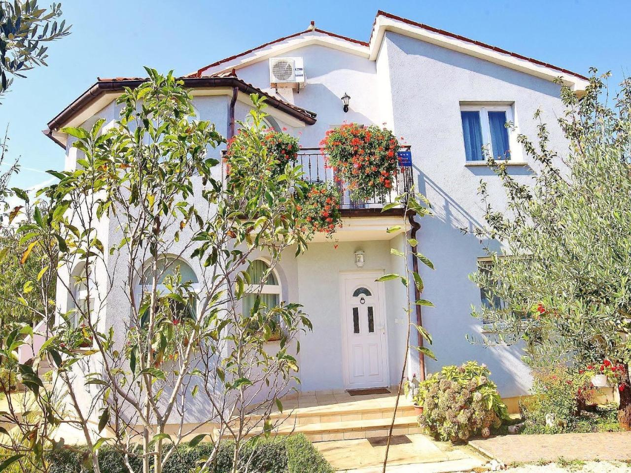 Apartments Đurđa Fazana Ngoại thất bức ảnh